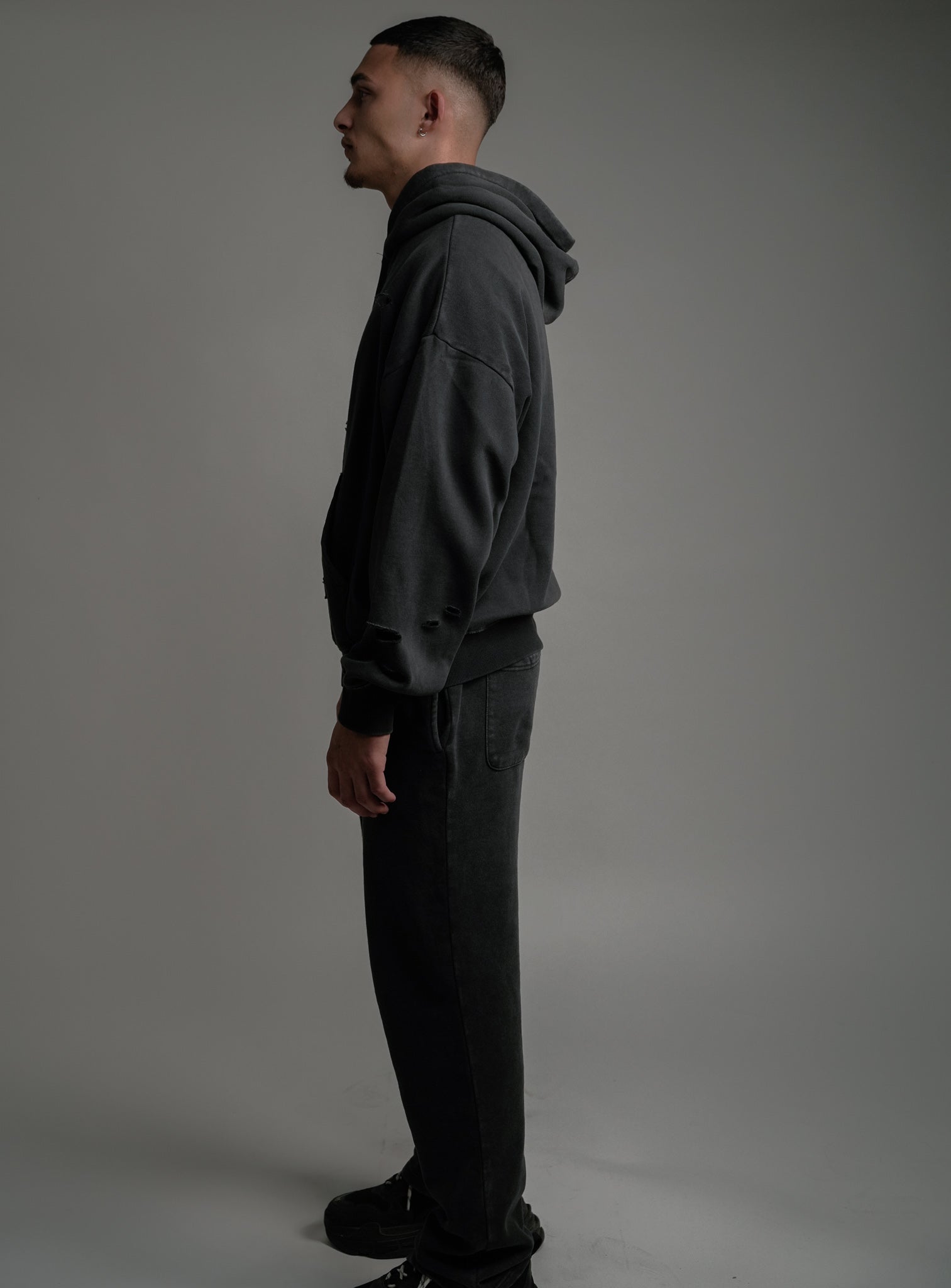 VINTAGE HOODIE - WASHED BLACK