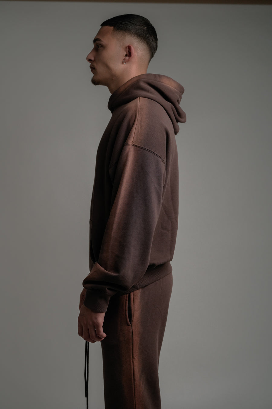 GUARD HOODIE - BROWN