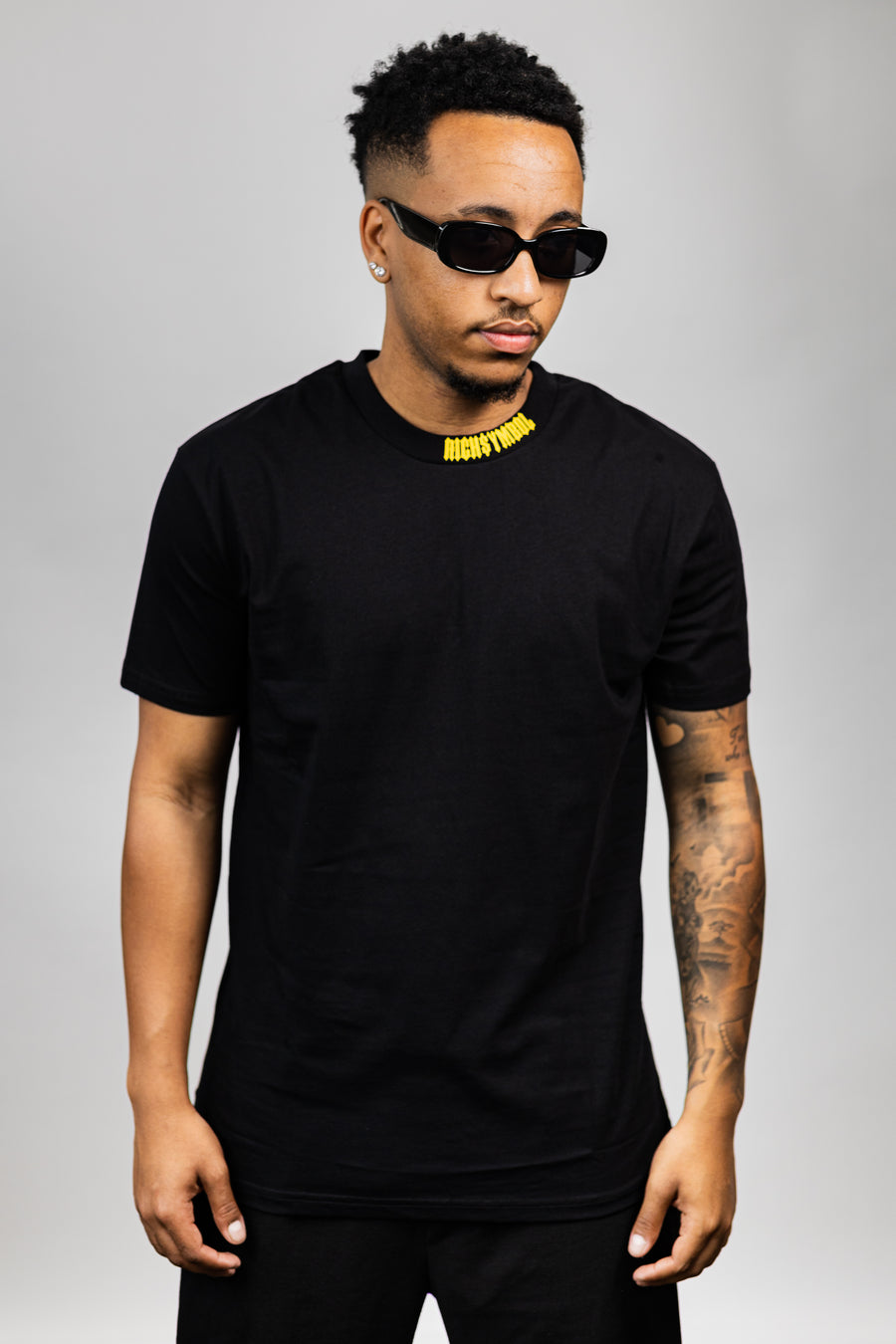 NECK LOGO T-SHIRT