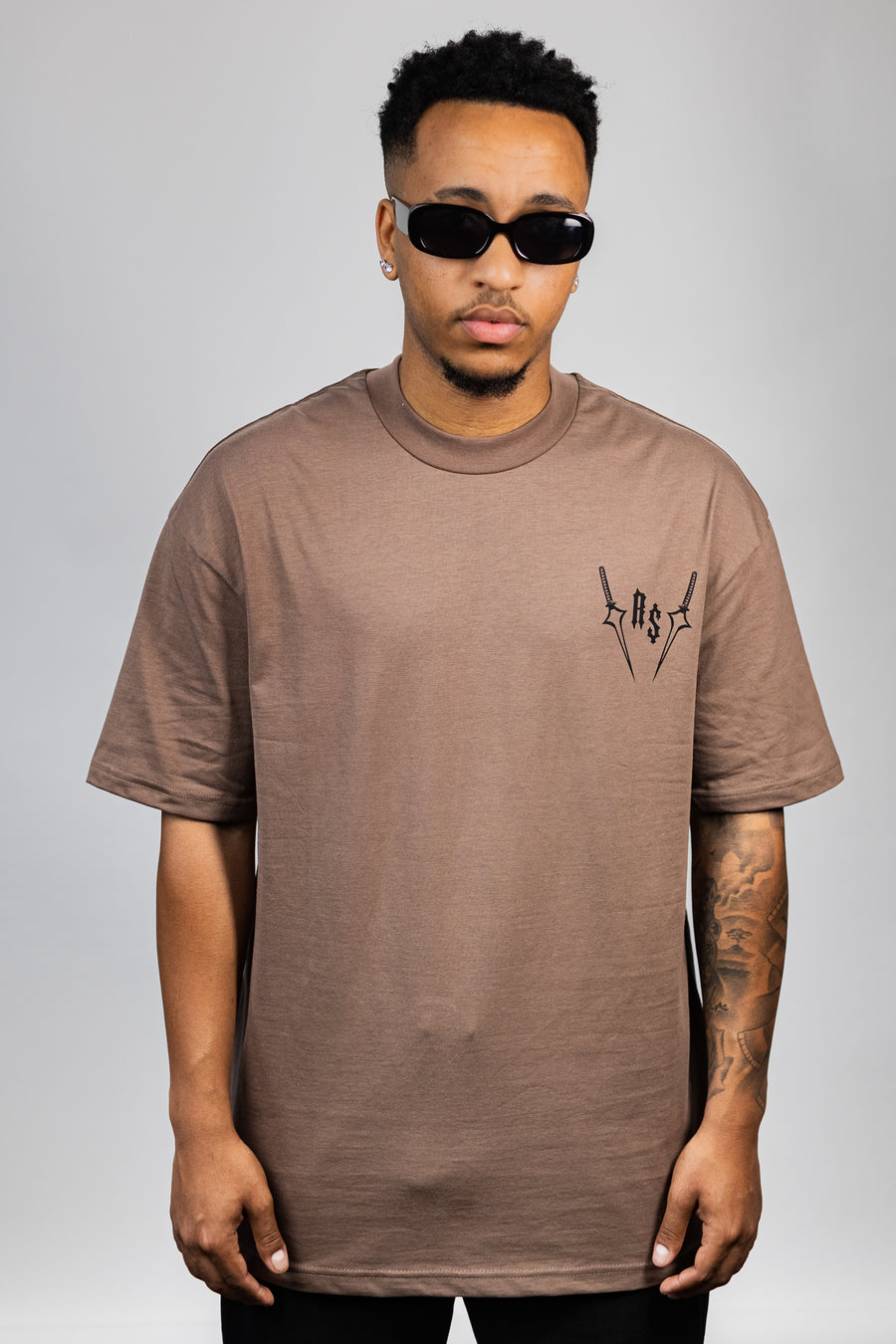 SWORDS T-SHIRT - BROWN